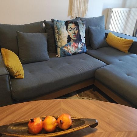 Lauren'S Charm Town Apartment Lefkáda المظهر الخارجي الصورة